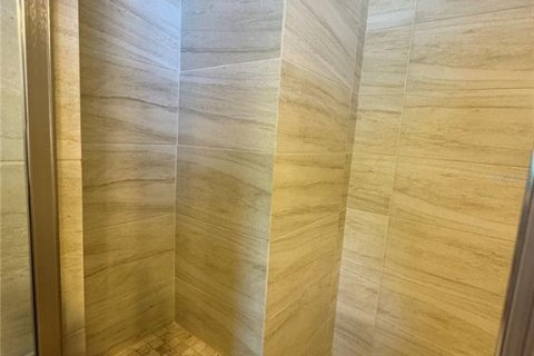 Снять в аренду таунхаус в Тампа, Флорида 4 комнаты, 238.2м2, № 2105391 - фото 15
