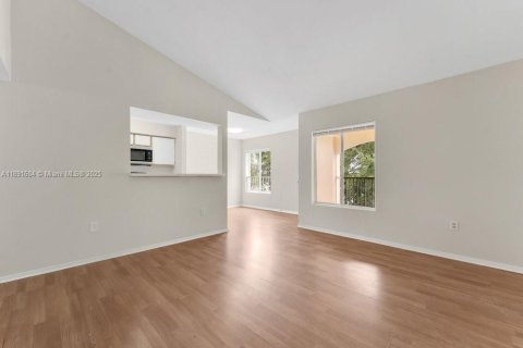 Condo in Oakland Park, Florida, 1 bedroom  № 1944771 - photo 7