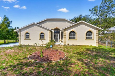 Villa ou maison à Crystal River, Floride 4 chambres, 385.36 m2 № 2419274