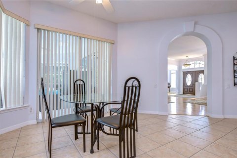House in Trinity, Florida 4 bedrooms, 329.71 sq.m. № 1873580 - photo 18