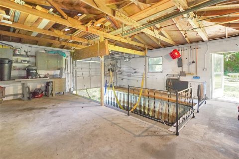 House in Fruitland Park, Florida 2 bedrooms, 115.94 sq.m. № 1795148 - photo 6