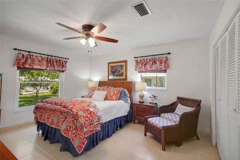 House in Fruitland Park, Florida 2 bedrooms, 115.94 sq.m. № 1795148 - photo 18