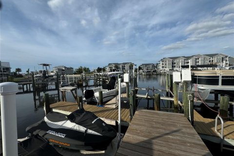 Condominio en alquiler en New Port Richey, Florida, 2 dormitorios, 106.47 m2 № 1521614 - foto 21
