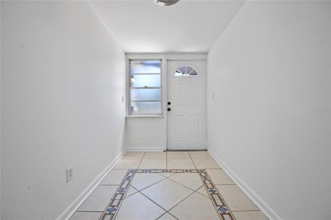 House in Orlando, Florida 4 bedrooms, 189.61 sq.m. № 1623025 - photo 22
