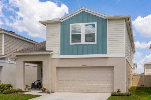 Casa en venta en Wesley Chapel, Florida, 5 dormitorios, 229.56 m2 № 2093695 - foto 1