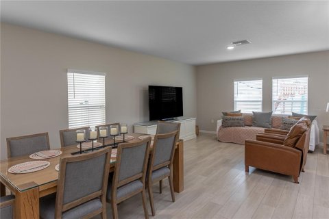 Casa en venta en Wesley Chapel, Florida, 5 dormitorios, 229.56 m2 № 2093695 - foto 7