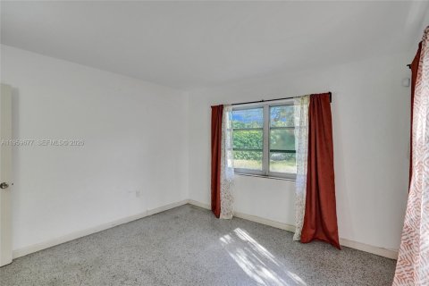 Casa en venta en Miami, Florida, 3 dormitorios, 133.13 m2 № 2028027 - foto 20