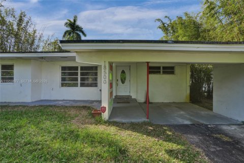 Casa en venta en Miami, Florida, 3 dormitorios, 133.13 m2 № 2028027 - foto 4