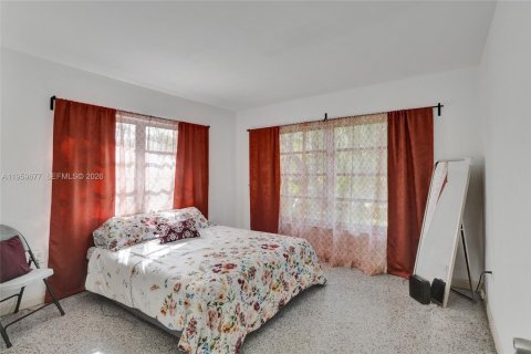 Casa en venta en Miami, Florida, 3 dormitorios, 133.13 m2 № 2028027 - foto 23