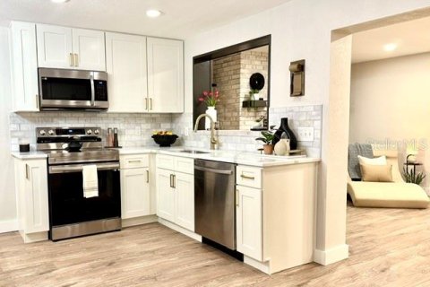 Villa ou maison à vendre à Seminole, Floride: 3 chambres, 164.07 m2 № 1435883 - photo 7