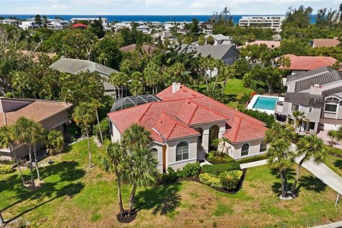 Casa en Longboat Key, Florida 4 dormitorios, 262.63 m2 № 2235427