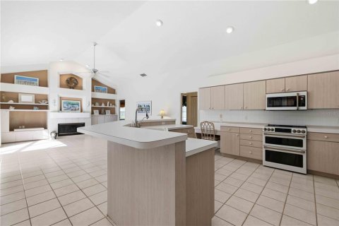 Casa en venta en Longboat Key, Florida, 4 dormitorios, 262.63 m2 № 2235427 - foto 22