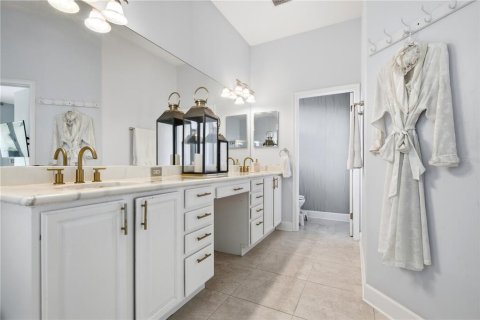 Villa ou maison à vendre à Lutz, Floride: 4 chambres, 292.46 m2 № 2417062 - photo 16