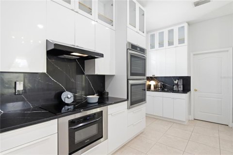 Villa ou maison à vendre à Lutz, Floride: 4 chambres, 292.46 m2 № 2417062 - photo 11