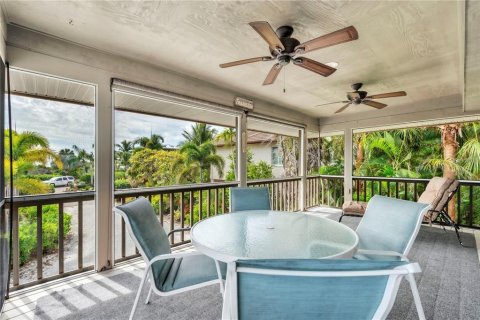 House in Anna Maria, Florida 3 bedrooms, 260.13 sq.m. № 2166383 - photo 27