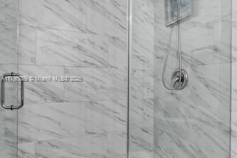 Copropriété à louer à Hollywood, Floride: 2 chambres, 119.29 m2 № 1667865 - photo 12