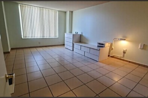 Copropriété à vendre à Sunny Isles Beach, Floride: 2 chambres, 118.45 m2 № 2084578 - photo 7