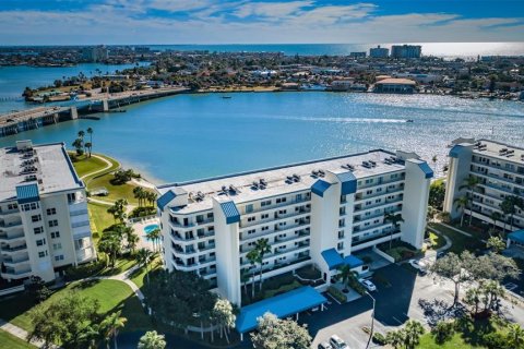 Condominio en South Pasadena, Florida, 2 dormitorios  № 2110336