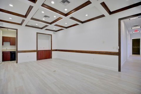 Propiedad comercial en alquiler en Sebring, Florida, 148.64 m2 № 1678341 - foto 6