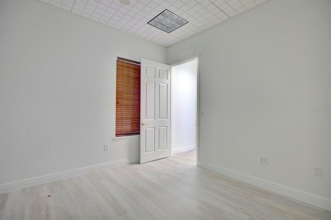 Propiedad comercial en alquiler en Sebring, Florida, 148.64 m2 № 1678341 - foto 19