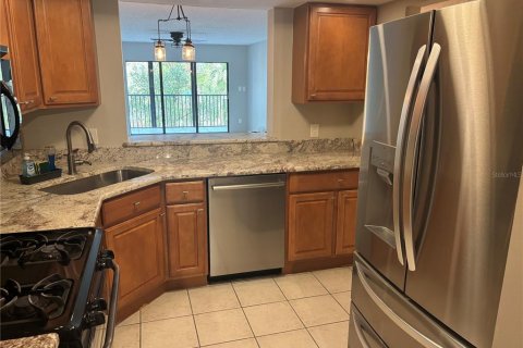 Copropriété à vendre à Saint Petersburg, Floride: 2 chambres, 118.91 m2 № 2101369 - photo 6