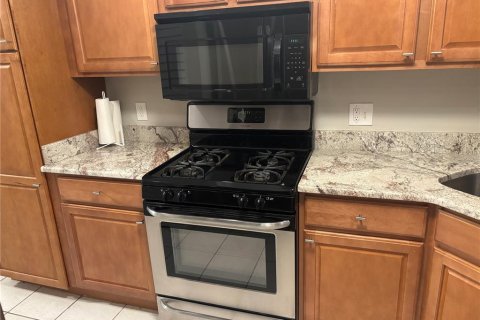 Copropriété à vendre à Saint Petersburg, Floride: 2 chambres, 118.91 m2 № 2101369 - photo 4