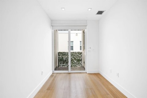 Touwnhouse à vendre à Fort Lauderdale, Floride: 3 chambres, 156.26 m2 № 2372807 - photo 21
