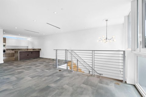 Touwnhouse à vendre à Fort Lauderdale, Floride: 3 chambres, 156.26 m2 № 2372807 - photo 8