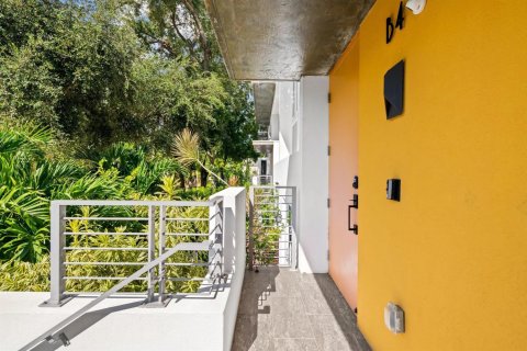 Touwnhouse à vendre à Fort Lauderdale, Floride: 3 chambres, 156.26 m2 № 2372807 - photo 4