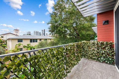 Touwnhouse à vendre à Fort Lauderdale, Floride: 3 chambres, 156.26 m2 № 2372807 - photo 16