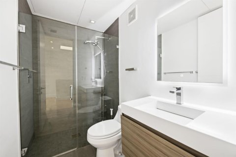 Touwnhouse à vendre à Fort Lauderdale, Floride: 3 chambres, 156.26 m2 № 2372807 - photo 23