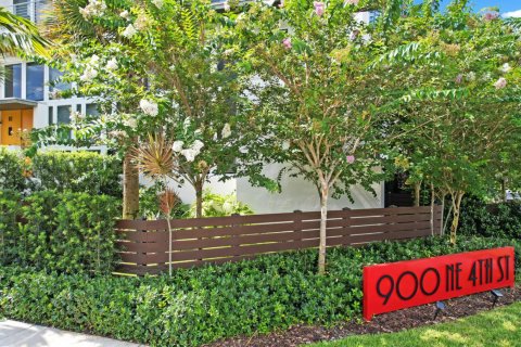Touwnhouse à Fort Lauderdale, Floride 3 chambres, 156.26 m2 № 2372807