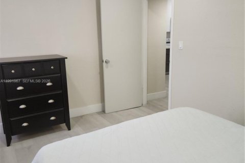Copropriété à louer à Miami, Floride: 2 chambres, 65.03 m2 № 2062604 - photo 15