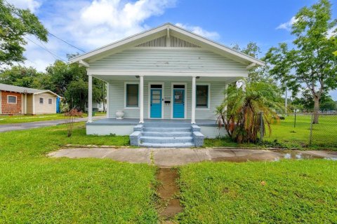 Villa ou maison à louer à Tampa, Floride: 2 chambres, 106.65 m2 № 1837094 - photo 2