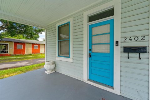 Villa ou maison à louer à Tampa, Floride: 2 chambres, 106.65 m2 № 1837094 - photo 3