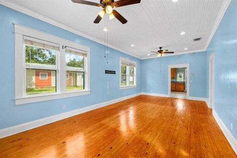 Villa ou maison à louer à Tampa, Floride: 2 chambres, 106.65 m2 № 1837094 - photo 4