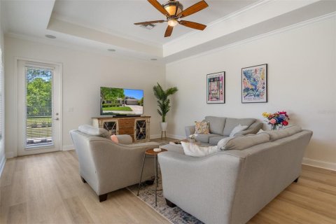 Casa en venta en Wesley Chapel, Florida, 4 dormitorios, 301.65 m2 № 1635879 - foto 25