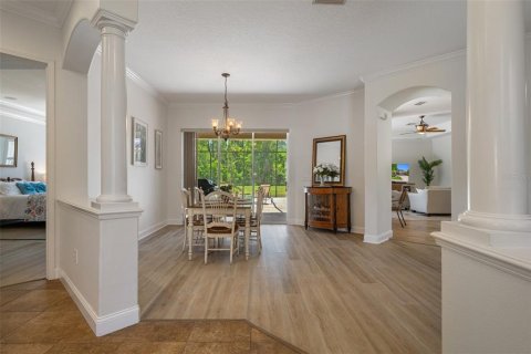 Casa en venta en Wesley Chapel, Florida, 4 dormitorios, 301.65 m2 № 1635879 - foto 4