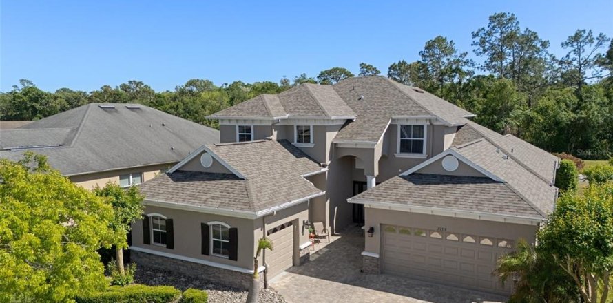 Casa en Wesley Chapel, Florida 4 dormitorios, 301.65 m2 № 1635879