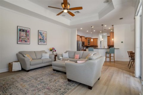 Casa en venta en Wesley Chapel, Florida, 4 dormitorios, 301.65 m2 № 1635879 - foto 26