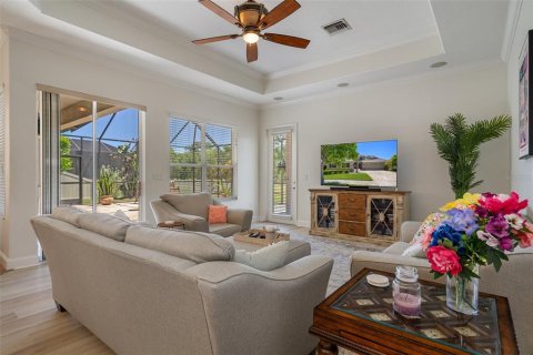Casa en venta en Wesley Chapel, Florida, 4 dormitorios, 301.65 m2 № 1635879 - foto 7