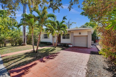 House in Miami, Florida 3 bedrooms, 124.12 sq.m. № 2085252 - photo 5