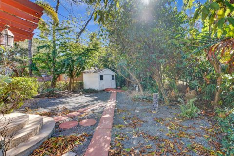 House in Miami, Florida 3 bedrooms, 124.12 sq.m. № 2085252 - photo 27