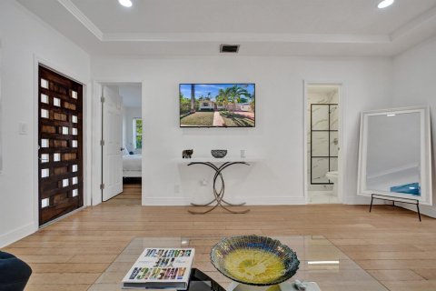 House in Miami, Florida 3 bedrooms, 124.12 sq.m. № 2085252 - photo 15
