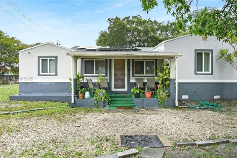 Купить виллу или дом в Майами, Флорида 3 спальни, 136.19м2, № 1989594 - фото 6