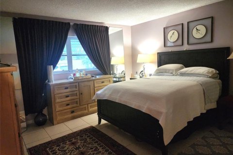 Condominio en venta en Deerfield Beach, Florida, 1 dormitorio, 74.32 m2 № 2173250 - foto 11