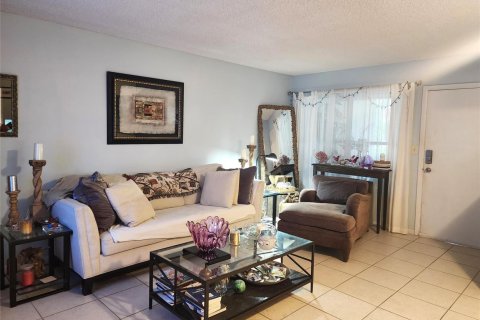 Condominio en venta en Deerfield Beach, Florida, 1 dormitorio, 74.32 m2 № 2173250 - foto 7