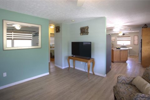 Villa ou maison à vendre à Nokomis, Floride: 4 chambres, 159.23 m2 № 1902913 - photo 6