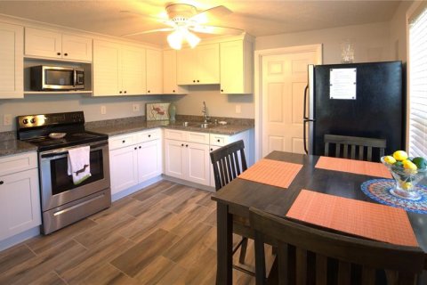 Villa ou maison à vendre à Nokomis, Floride: 4 chambres, 159.23 m2 № 1902913 - photo 17