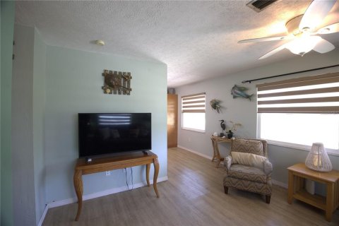 Villa ou maison à vendre à Nokomis, Floride: 4 chambres, 159.23 m2 № 1902913 - photo 5